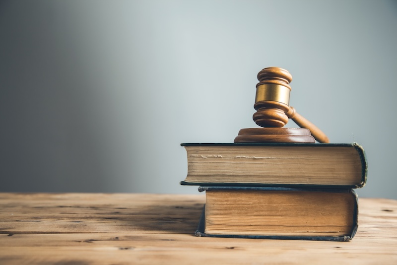 Dommar klubba och lagböcker